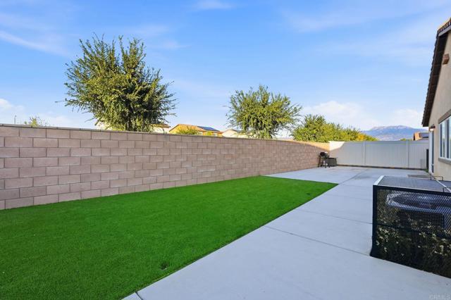 Detail Gallery Image 25 of 30 For 1262 Allegiance Ave, Hemet,  CA 92543 - 4 Beds | 2/1 Baths