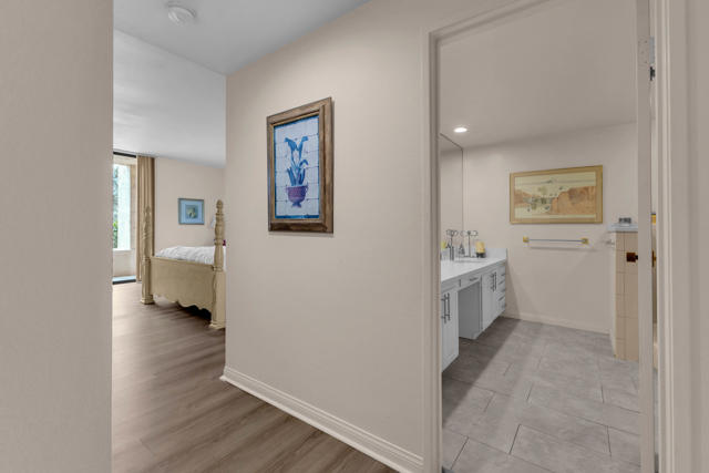 910 Island Drive #112, Rancho Mirage, CA 92270