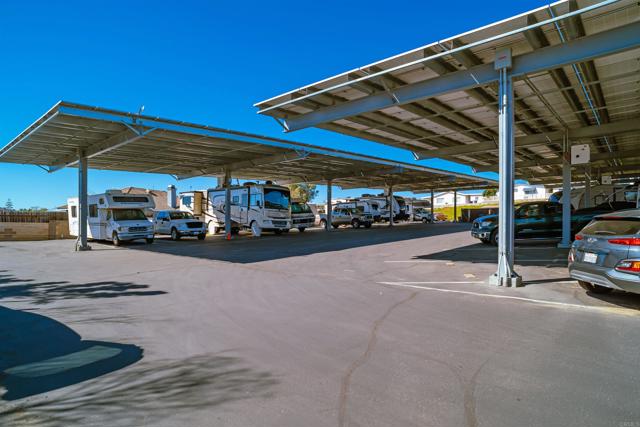 909 RICHLAND RD, San Marcos CA: https://media.crmls.org/mediaz/472caf1b-c225-4694-acb7-5c0a6afddc39.jpg