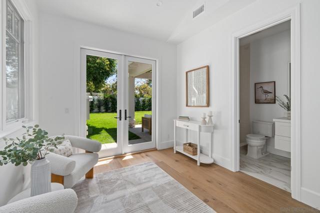 461 Country Club Ln, Coronado CA: https://media.crmls.org/mediaz/472ceb6e-9923-4973-b82d-be0824263e33.jpg