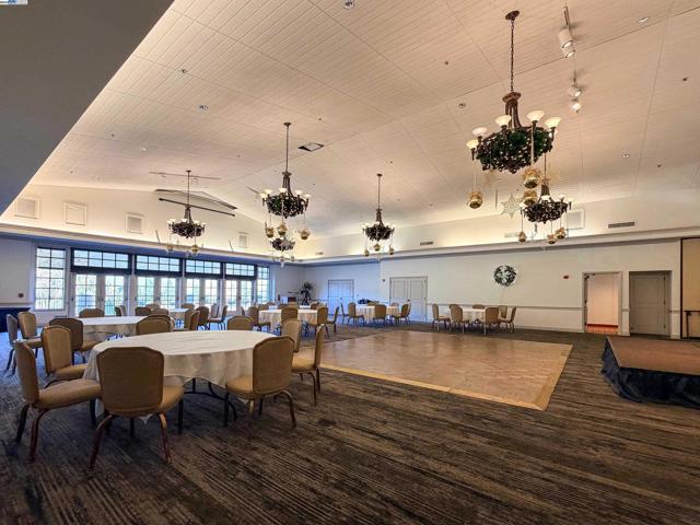 4478 Deer Ridge Rd, Danville CA: https://media.crmls.org/mediaz/472eb462-9728-4f26-8e96-8ff20ea0c0e2.jpg