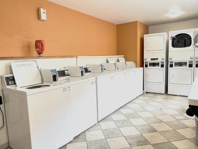130 Monte Verano Court, San Jose CA: https://media.crmls.org/mediaz/472eca40-be9f-42d3-bd33-9bb2e99bfc6d.jpg