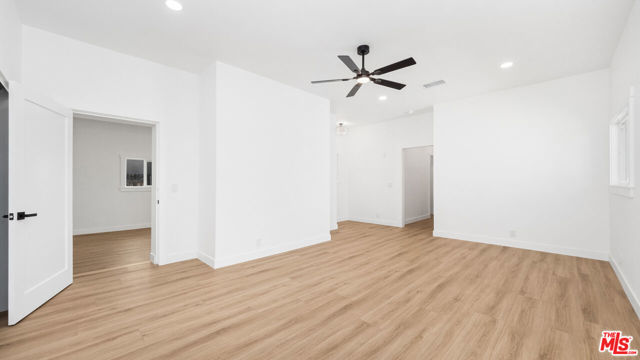 240 W El Sur Street, Monrovia CA: https://media.crmls.org/mediaz/472efe9c-3a71-42b7-9bec-631ea190e016.jpg