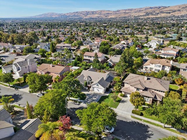 2681 Sycamore Grove Place, San Jose CA: https://media.crmls.org/mediaz/472f79e1-b932-434c-850e-a89388115424.jpg