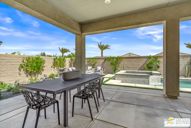 76 Claret, Rancho Mirage CA: https://media.crmls.org/mediaz/473007f7-ba87-4061-9fa0-dfc91861abc0.jpg