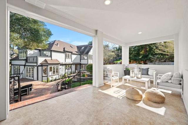 760 Chateau Drive, Hillsborough CA: https://media.crmls.org/mediaz/47303184-0faf-4866-9c73-abc837a322e6.jpg