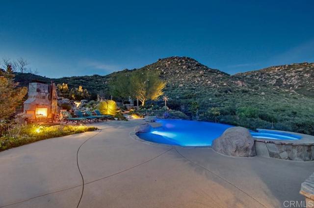 Detail Gallery Image 11 of 75 For 3930 via Palo Verde Lago, Alpine,  CA 91901 - 3 Beds | 2/1 Baths