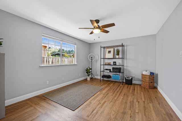 360 Fairway Drive, Pacifica CA: https://media.crmls.org/mediaz/4730905f-41cb-4f65-ab34-3ec49c590aef.jpg