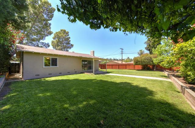 Detail Gallery Image 11 of 28 For 1130 S Tulip St, Escondido,  CA 92025 - 2 Beds | 1 Baths