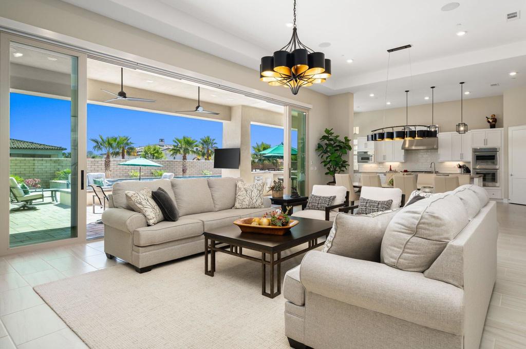 MLS #219137775DA image #16