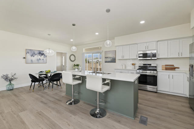 73363 Desert Greens Dr N, Palm Desert CA: https://media.crmls.org/mediaz/4731372e-9f76-41de-ae75-a9d9ad3ec19b.jpg