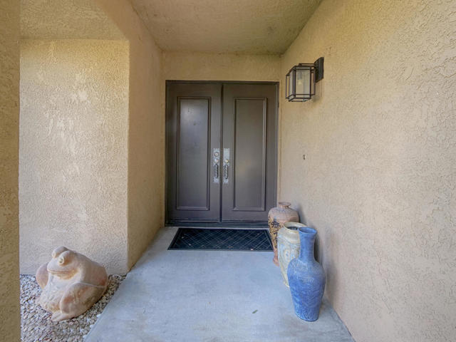 7529 Regency Drive, Palm Springs CA: https://media.crmls.org/mediaz/4731a354-45a7-4690-93b1-dd34508f5523.jpg