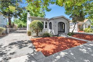 1219 Park Avenue, San Jose CA: https://media.crmls.org/mediaz/4732053c-db8c-4770-8760-79ca8566bb9e.jpg