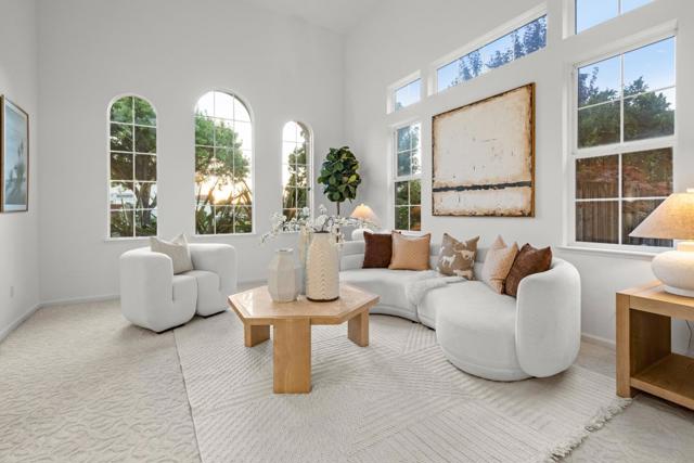 34798 Williams Way, Union City CA: https://media.crmls.org/mediaz/4732341c-7e57-4928-9f37-e73482361970.jpg