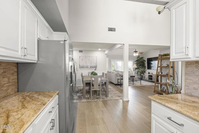 Detail Gallery Image 20 of 38 For 2036 Birchdale Ct, Thousand Oaks,  CA 91362 - 2 Beds | 2 Baths