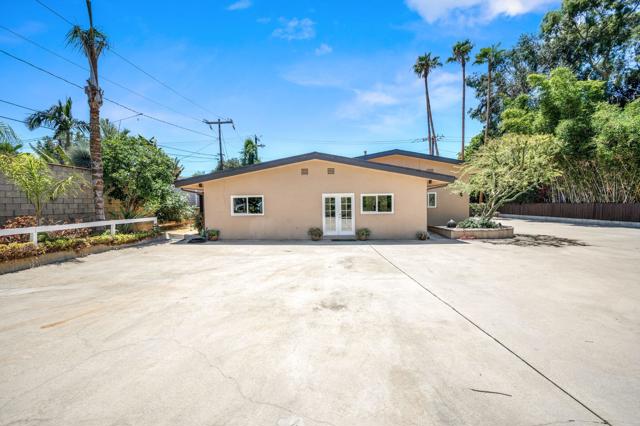 5905 Old Wheeler Road, La Verne CA: https://media.crmls.org/mediaz/47333d93-0fa3-439a-a48f-83d62e7e8d5c.jpg