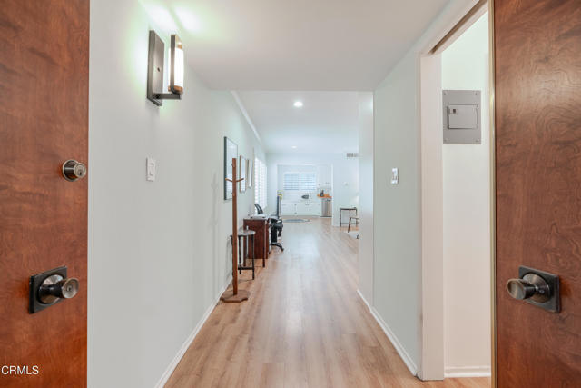 Detail Gallery Image 2 of 13 For 395 S Oakland Ave #106,  Pasadena,  CA 91101 - 0 Beds | 1 Baths
