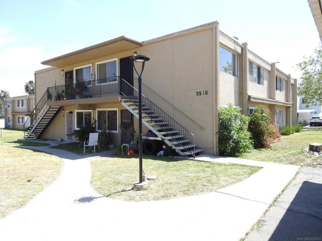 3516 Del Sol Blvd, San Diego CA: https://media.crmls.org/mediaz/47340680-55c4-4cda-9f52-8962c84a3580.jpg
