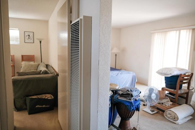 4757 Kensington Dr, San Diego CA: https://media.crmls.org/mediaz/47354d3f-48d2-467f-bb42-eb2650207d17.jpg