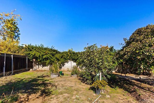 Detail Gallery Image 4 of 37 For 9732 Airport Vista, Santee,  CA 92071 - 3 Beds | 1 Baths