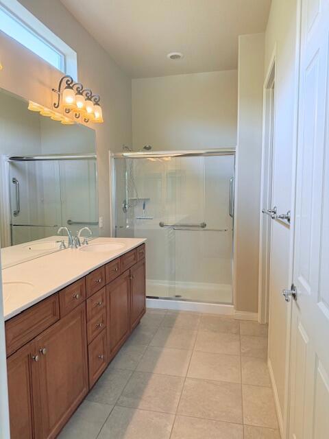 81613 Avendia De Musica, Indio CA: https://media.crmls.org/mediaz/4736446e-9ccc-4496-9277-3d9b161317cb.jpg