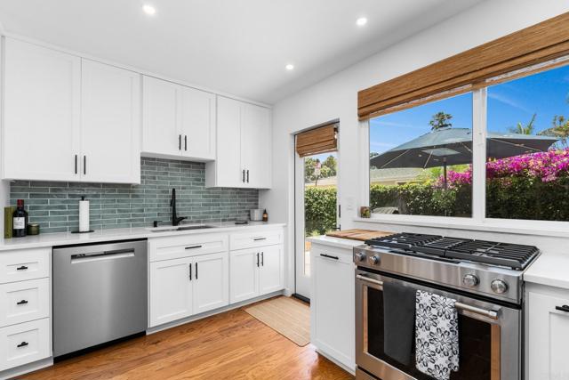 Detail Gallery Image 5 of 15 For 219 24th St, Del Mar,  CA 92014 - 2 Beds | 1/1 Baths