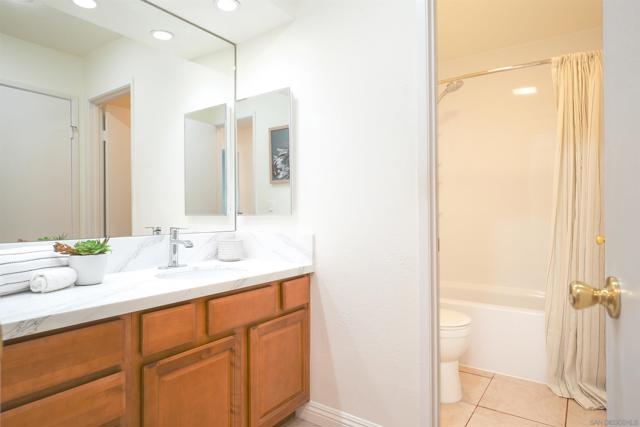 6321 Caminito Luisito, San Diego CA: https://media.crmls.org/mediaz/47374103-c9d2-4c1e-a415-f82081536509.jpg