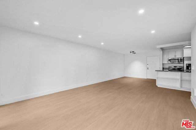 7740 Redlands Street, M1077 photo 5
