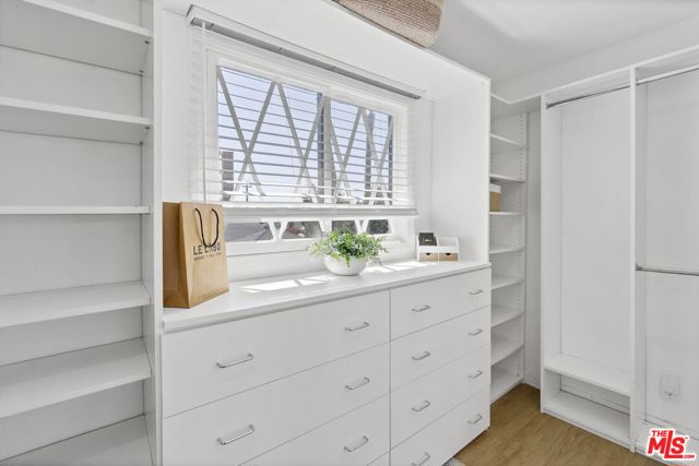 4723 Autry Avenue, Long Beach CA: https://media.crmls.org/mediaz/4738147d-35db-45ae-8743-5dcfeb3d5958.jpg