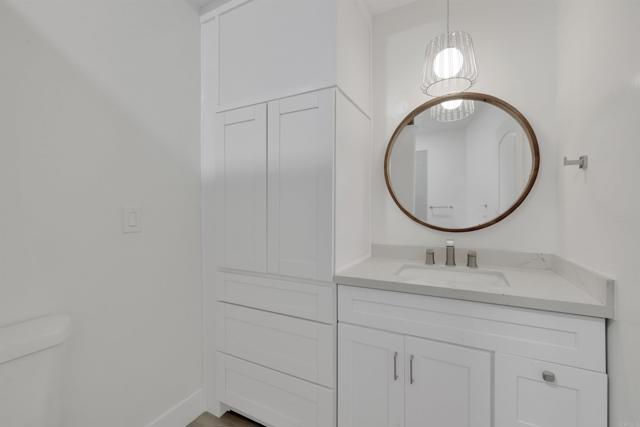 393 Date Avenue, Carlsbad CA: https://media.crmls.org/mediaz/4739ecf8-57c1-43df-b3b8-1f36e3d86321.jpg