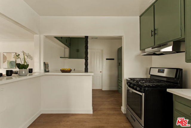 523 Simmons Avenue photo 11