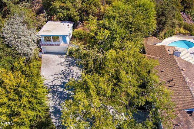 1372 Inverness Drive, Pasadena CA: https://media.crmls.org/mediaz/473be406-e5b1-4f0e-a069-63c99c4b4ec3.jpg