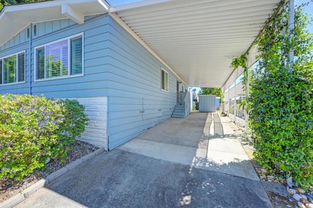 12339 Pepperwood, Auburn CA: https://media.crmls.org/mediaz/473cd410-a6f6-4769-82f3-38c6c005aeae.jpg