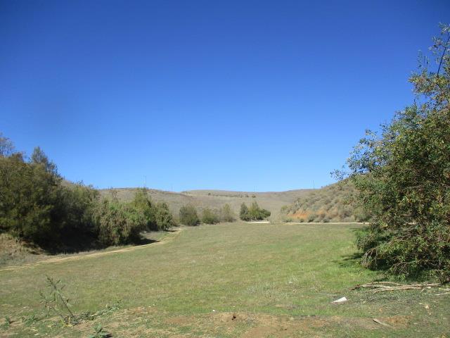 34120 Fabry Road, Soledad CA: https://media.crmls.org/mediaz/473df4fd-b72b-41c5-b09e-c4e9db167bb3.jpg