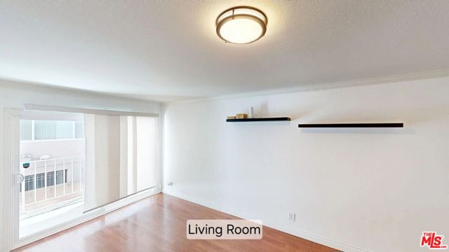 4520 Natick Avenue, Sherman Oaks CA: https://media.crmls.org/mediaz/473e2361-7d94-4c74-9eb7-b5a1f296e5f1.jpg