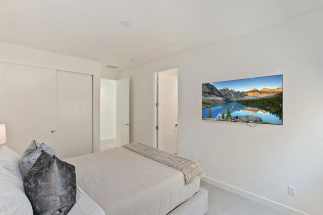 57939 Santo Thomas, La Quinta CA: https://media.crmls.org/mediaz/473e362d-2e53-4850-8834-da91c401f390.jpg