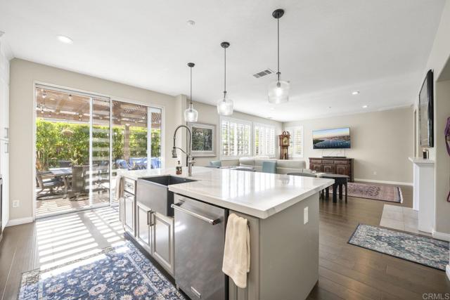 Detail Gallery Image 20 of 41 For 9815 Fox Valley Way, San Diego,  CA 92127 - 4 Beds | 3 Baths