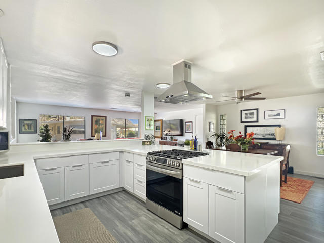 49305 Highway 74, Palm Desert CA: https://media.crmls.org/mediaz/473fb869-3ff6-4530-a627-afa5024515e1.jpg