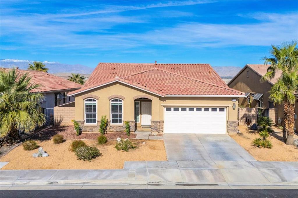 2590 Windmill Way
