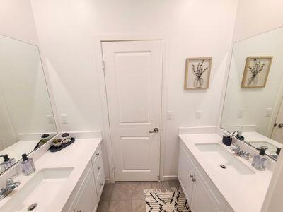 82147 Modena Road, Indio CA: https://media.crmls.org/mediaz/4741f510-d1ef-4114-a943-a6cef00b79ac.jpg