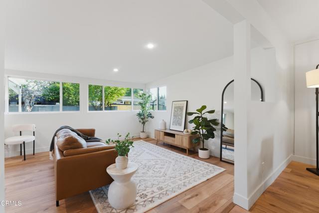 Detail Gallery Image 47 of 54 For 22718 Cantlay St, West Hills,  CA 91307 - 3 Beds | 2 Baths