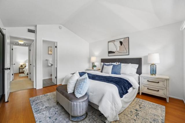 125 Connemara Way, Sunnyvale CA: https://media.crmls.org/mediaz/4742ed89-14ae-4c59-a047-d7ce97d906da.jpg