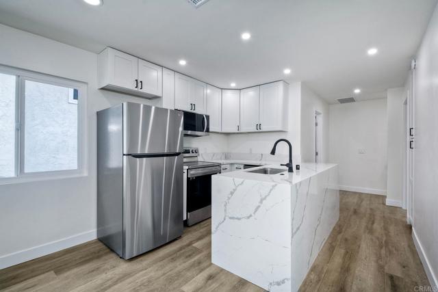 Image 3 of 45 For 162 Terracina Way