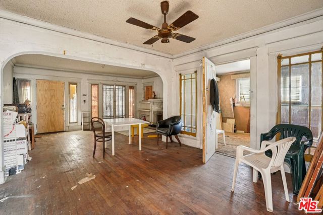 935 North Gardner Street photo 3