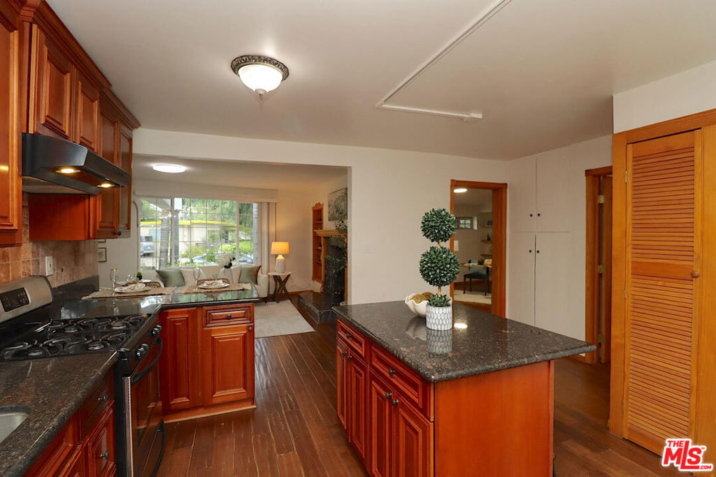 375 Berkshire Avenue La Canada Flintridge img 16