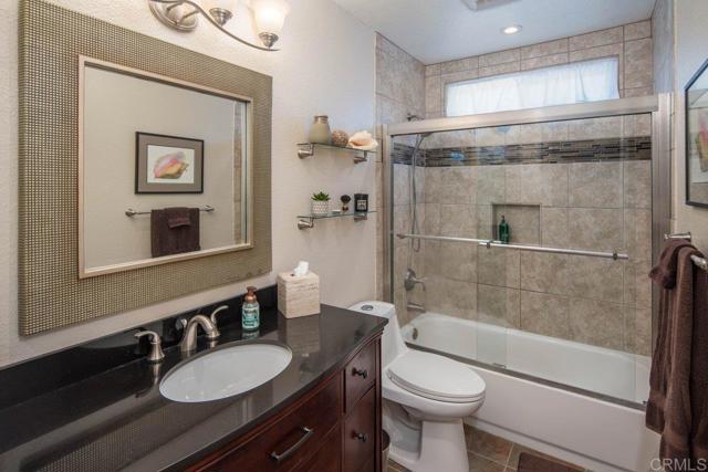 23847 Norte Dr, Ramona CA: https://media.crmls.org/mediaz/47474cf8-0fa0-47c6-81c2-a92678be2d53.jpg