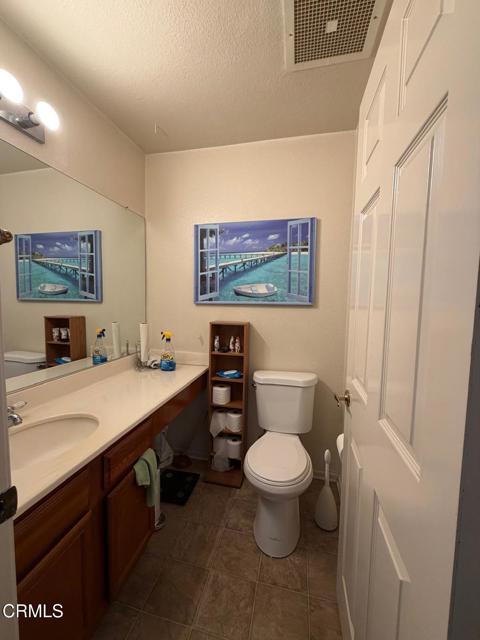 Detail Gallery Image 9 of 12 For 804 N Kenilworth Ave, Glendale,  CA 91203 - 3 Beds | 3 Baths