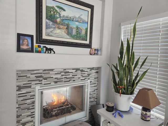 1583 GOLD RUN Road, Chula Vista CA: https://media.crmls.org/mediaz/4748bdad-1bad-4348-8836-905731bb61e6.jpg