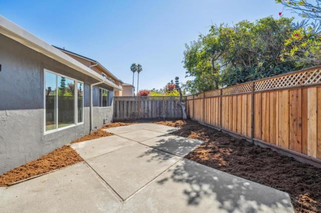 700 Gull Avenue, Foster City CA: https://media.crmls.org/mediaz/4748f68e-5286-4ebd-a57c-027205249d9b.jpg
