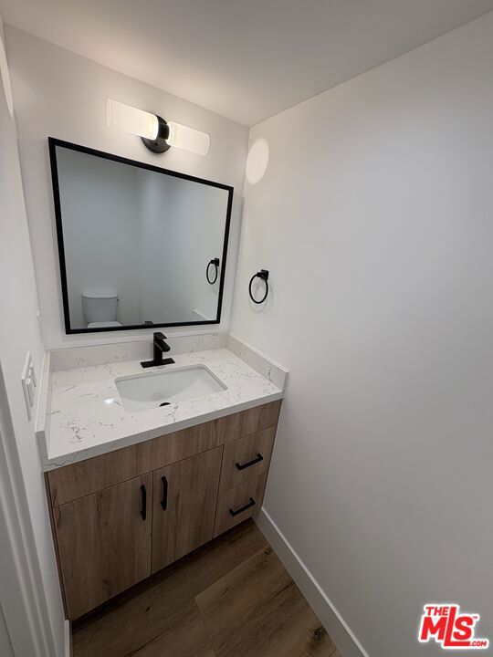 4454 Clinton Street, Los Angeles CA: https://media.crmls.org/mediaz/4749f651-9e96-4860-bec9-9a49d436ae64.jpg